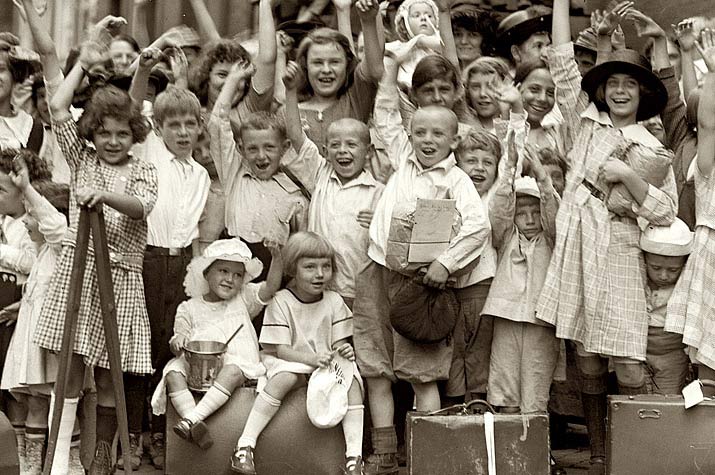 igor and andre Inspiration friday image of a bunch of Little kids in 1910 raising there hand via snorpy