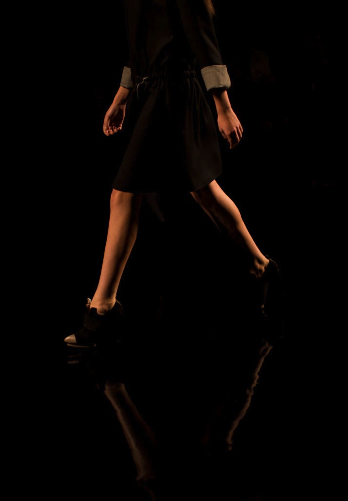 araisarareflections3 picture of a watery reflection of a girl in Araisara spring 2012 tokyo fashion week