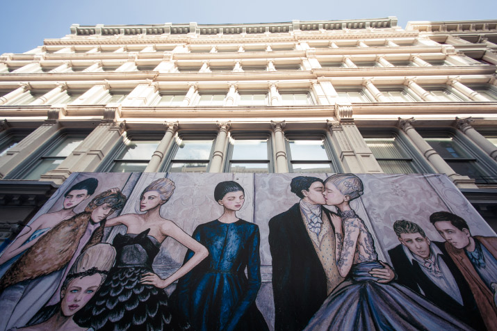 tiffany soho nick bowser Photographer Nick Bowser photo of Fashion Artist Danny Roberts Mural at the new Tiffany and company store on 97 greene st soho new york